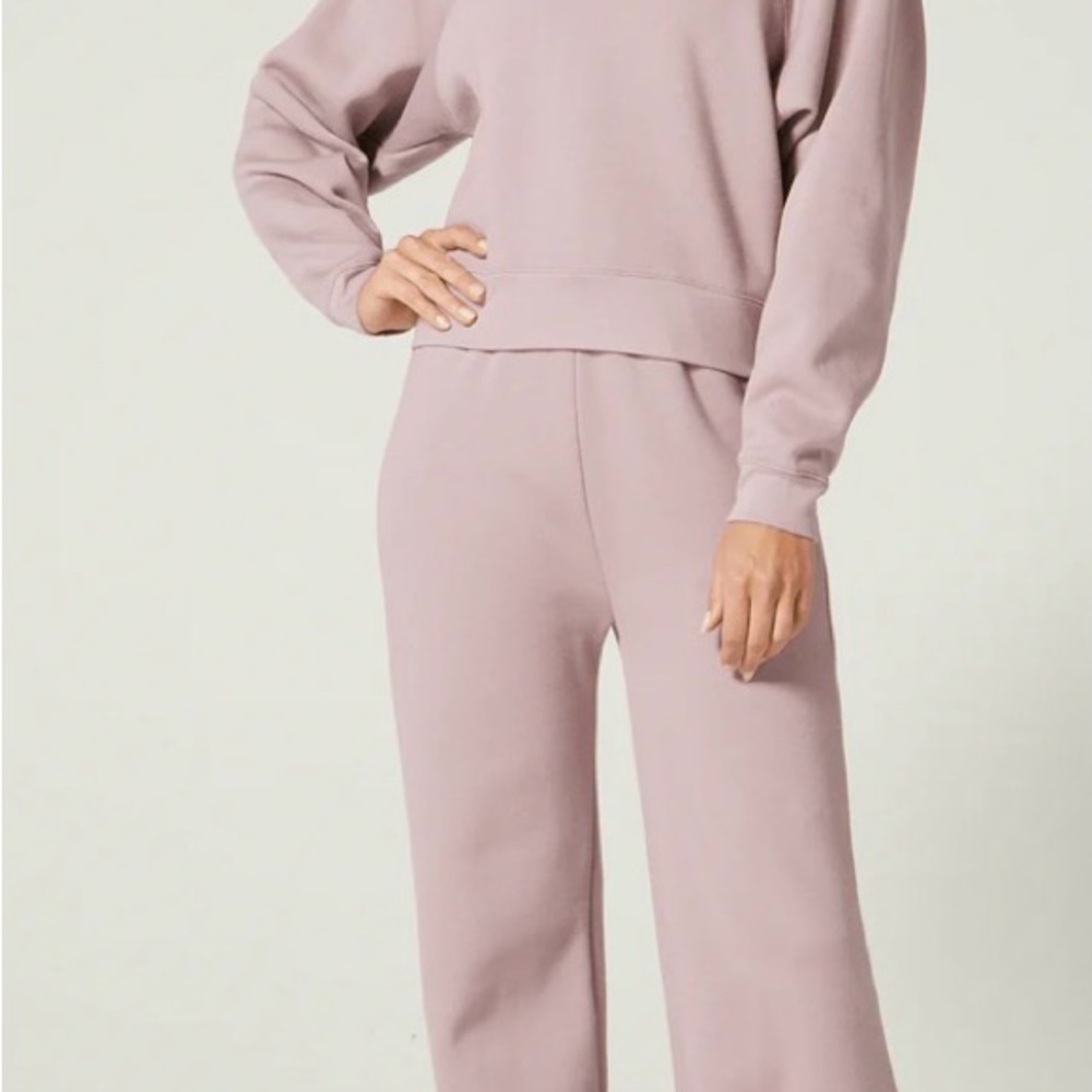 (Set)Amor Raglan Sweatshirt & Allana Wide Leg Pants in the color Elderflower XS